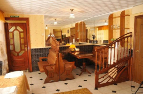 Hotel-Hostel 
